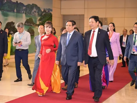 Thủ tướng 'đặt hàng' doanh nhân Việt ba cùng, ba tiên phong, hai lớn mạnh
