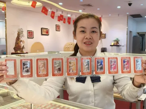 Giá vàng hồi phục, giá bạc lần đầu vượt ngưỡng 2 triệu đồng/lượng