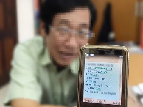 Nợ 8.800 đồng phí tin nhắn, sau vài ngày bị tính lãi thành gần 1,1 triệu đồng