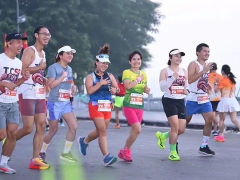 Gần 3.000 người tham gia Giải chạy “Hành trình tiếp sức” hỗ trợ bệnh nhân ung thư