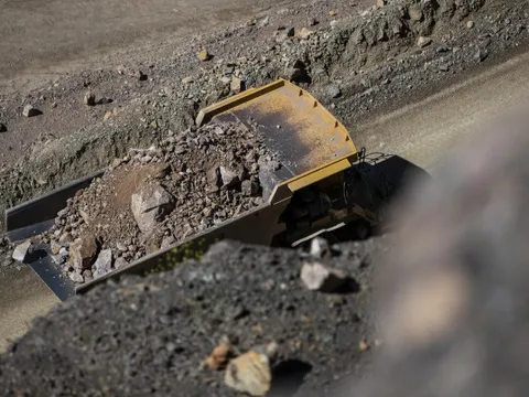 'Đất hiếm' là gì mà khiến căng thẳng thương mại Mỹ - Trung leo thang?