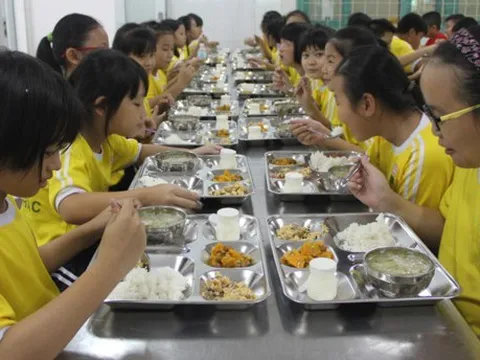 Nghiên cứu giải pháp đồng bộ bảo đảm an toàn thực phẩm học đường