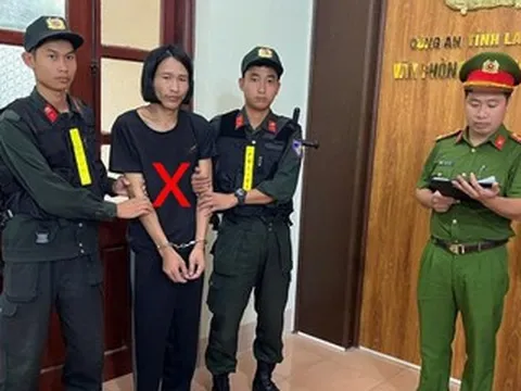 Chỉ vì mâu thuẫn nhỏ, người đàn ông rút dao đâm hàng xóm gục tại chỗ