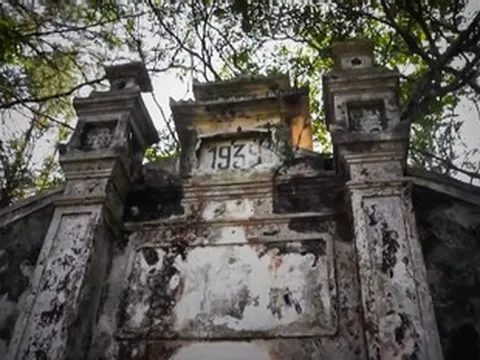 Nghẹt thở hành trình truy bắt ‘người rừng’ gần ngôi miếu hoang trên đỉnh Phia Oắc