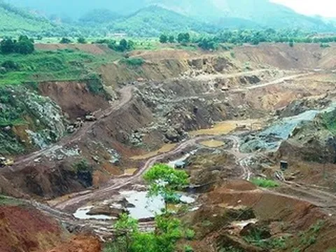 Xuất hiện vết nứt tại bãi thải mỏ sắt ở Thái Nguyên