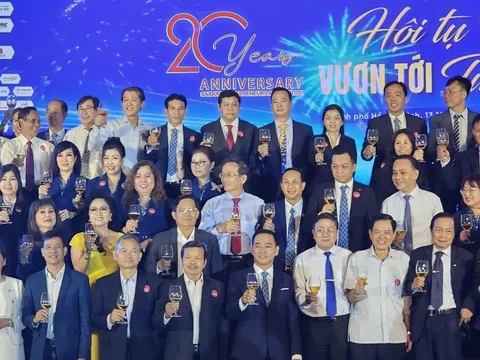 Hàng trăm doanh nhân Sài Gòn được vinh danh vì đóng góp cho cộng đồng và thành phố