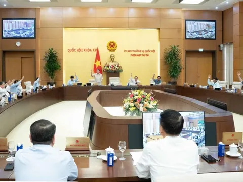 Ủy ban Thường vụ Quốc hội chốt mức thuế bảo vệ môi trường với xăng dầu 2026