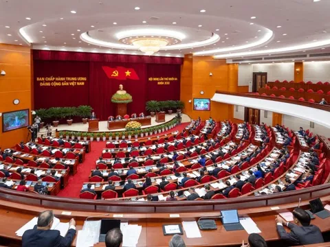 Bộ Chính trị quy định bố trí công tác với cán bộ sau khi cho thôi chức, từ chức, miễn nhiệm