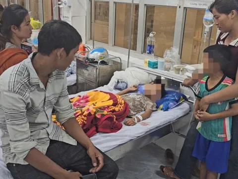 Vụ 40 học sinh ngộ độc ở Quảng Trị: ‘Truất quyền’ giám sát bếp ăn của nữ hiệu phó