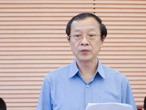 Phát triển giáo dục và đào tạo: Sử dụng nhiều từ "đặc thù" nhưng đâu là chính sách đặc thù?