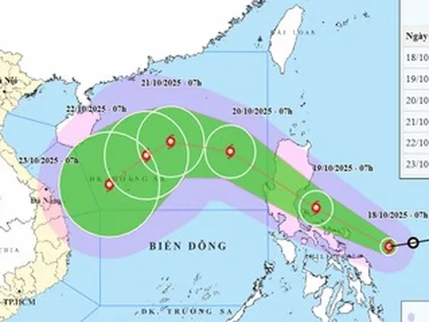 Tin mới nhất về cơn bão gần Biển Đông: Có tên Fengshen, xu hướng mạnh thêm