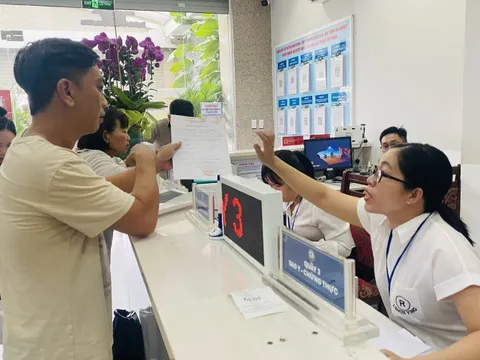 Chủ tịch UBND TP HCM yêu cầu cắt giảm 30% thời gian thực hiện thủ tục hành chính