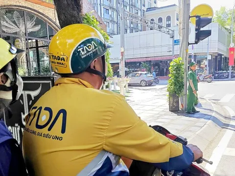 'Cuộc chiến' gọi xe giá rẻ: Tân binh Moovtek, Tada tung chiêu mới