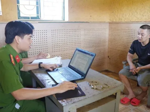 Cảnh báo thủ đoạn không mới nhưng các chủ tiệm cầm đồ vẫn bị lừa tiền tỷ