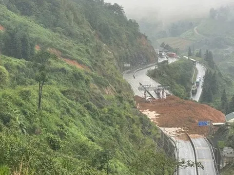 Trước diễn biến phức tạp của bão số 12, Bộ Xây dựng kích hoạt phương án phòng chống khẩn cấp