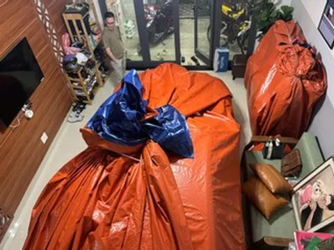 Chủ xe BMW ở Đà Nẵng học cách của người Thái Nguyên, bọc kín ô tô trước bão