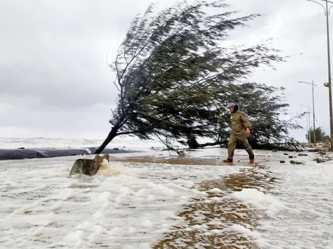 Miền Trung không chủ quan với áp thấp nhiệt đới