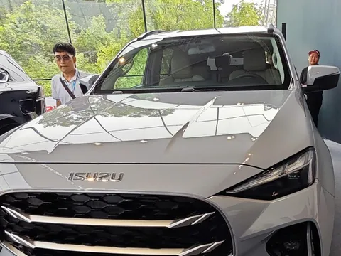 Rót vốn 50 triệu USD sản xuất tại Việt Nam, Isuzu tăng mua linh kiện trong nước