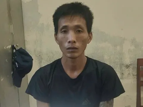 Khởi tố cha dượng bạo hành bé gái 10 tuổi