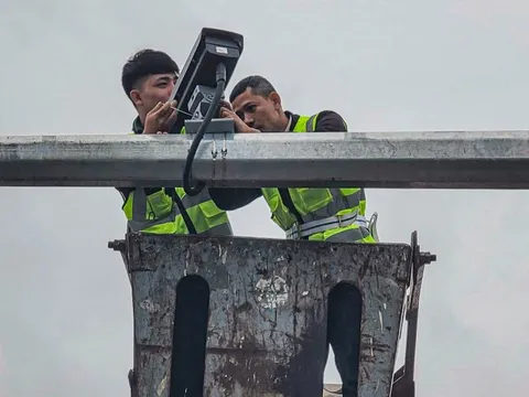 Hà Nội đồng loạt lắp hơn 1.800 camera AI phạt nguội, vận hành từ tháng 12