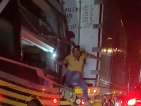 Hai vụ tai nạn liên tiếp lúc nửa đêm trên tuyến cao tốc qua Lâm Đồng