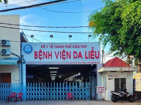 Cảnh cáo Giám đốc Bệnh viện Da liễu Cần Thơ