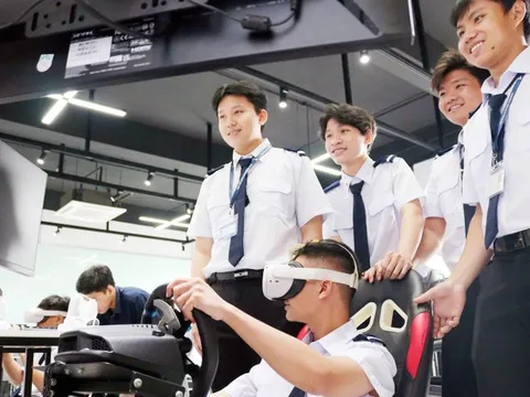 Cất cánh từ giảng đường hàng không với công nghệ thực tế ảo