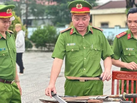 Đồng Nai: Đẩy mạnh vận động người dân giao nộp vũ khí, vật liệu nổ, công cụ hỗ trợ