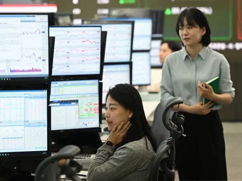 Chứng khoán, giá dầu, vàng chuyển động sau thỏa thuận Mỹ - Trung