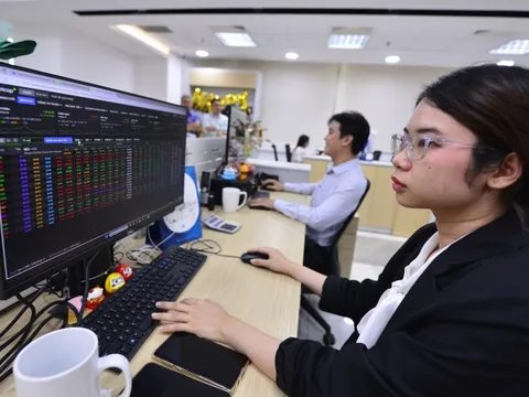 Dư nợ cho vay chứng khoán cao chót vót, dự báo thị trường tuần mới ra sao?