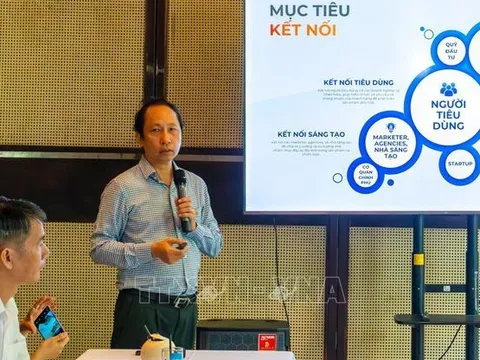 Góp ý dự thảo văn kiện Đại hội XIV của Đảng: Huy động sức mạnh tổng thể cho giai đoạn phát triển mới