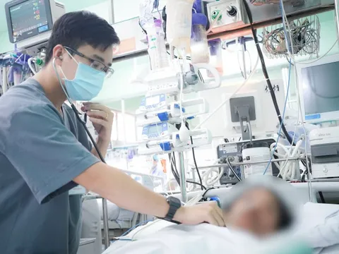 Người phụ nữ mắc hội chứng 'trái tim tan vỡ', đặc biệt hiếm gặp được cứu