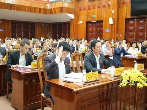 Bãi nhiệm chức danh một Hội thẩm TAND tỉnh Quảng Trị