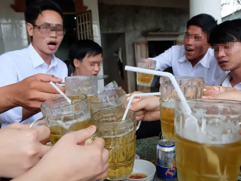 Doanh thu giảm, 'ông lớn' ngành bia vẫn báo lãi cao nhất 13 quý nhờ đâu?