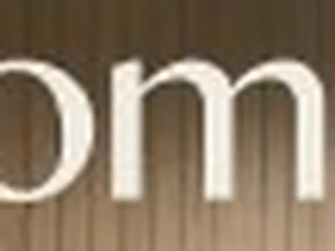 Vợ sinh con gái, chồng sung sướng đập biệt thự 30 tỷ ra sửa lại chỉ để "các thành viên có thể ở cùng nhau mà ai cũng có góc của mình"