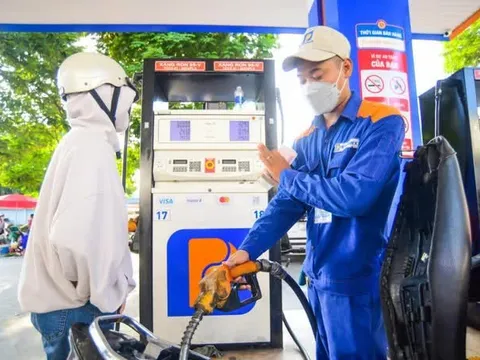 Giá xăng dầu đồng loạt tăng từ 15h chiều nay