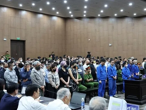 Vụ đánh bạc tại khách sạn Pullman Hà Nội: Một bị cáo không nhận tội