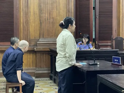 Ảo vọng mua công lý