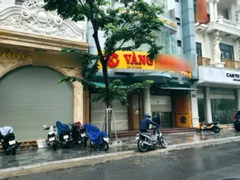 Cảnh bất ngờ trên 'phố vàng' ở Thanh Hóa sau khi công an phong toả khu vực