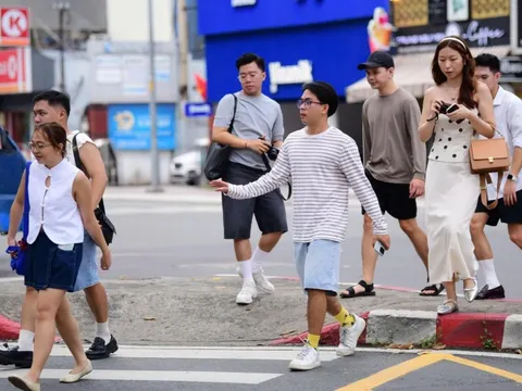 Trong 10 tháng, khách du lịch chi hơn 208.000 tỉ đồng khi đến TP.HCM