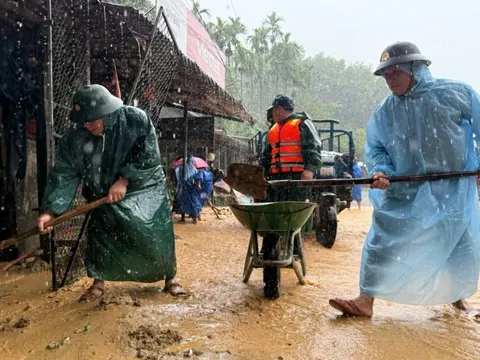 Quân khu 5: Lập Ban chỉ huy tiền phương ứng phó mưa lũ, sạt lở khu vực miền núi