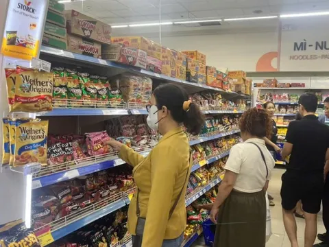 Tỉnh Gia Lai họp khẩn, hỗ trợ kinh phí cho hơn 100.000 hộ dân tránh bão số 13 Kalmaegi