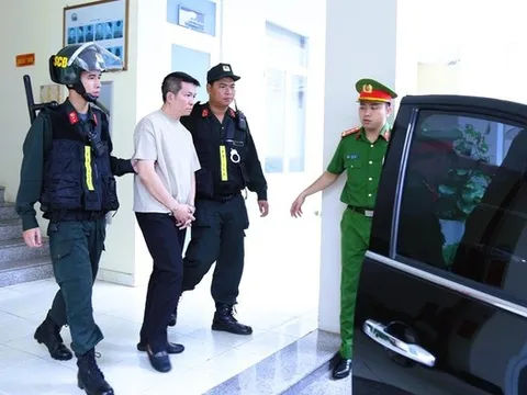 Chồng Đoàn Di Băng đứng sau những doanh nghiệp nào trước khi bị bắt?