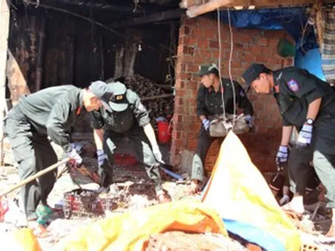 Những hình ảnh khiến nhiều người ấm lòng sau đêm bão dữ