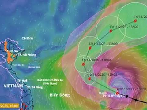 Fung-Wong mạnh lên cấp siêu bão, Biển Đông sắp xuất hiện bão số 14
