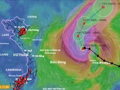 Tin mới nhất về bão số 14 Fung-Wong: Mạnh cấp 13, di chuyển chậm lại