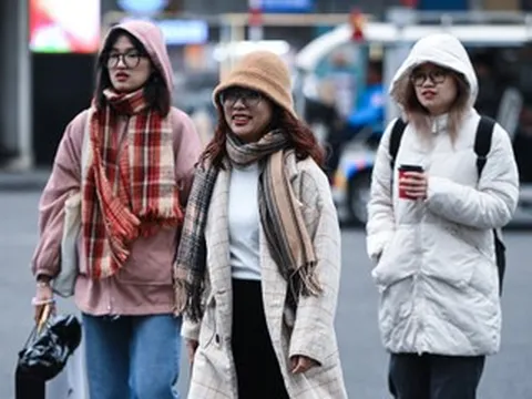 Dự báo thời tiết 12/11/2025: Bão Fung-Wong ra khỏi Biển Đông, không khí lạnh tràn về