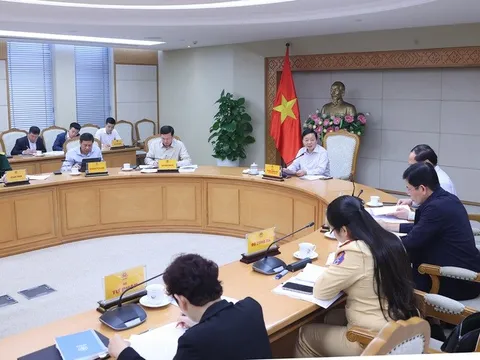 Đề xuất xe ô tô ở Hà Nội và TP HCM áp dụng quy chuẩn khí thải cao hơn, sớm hơn