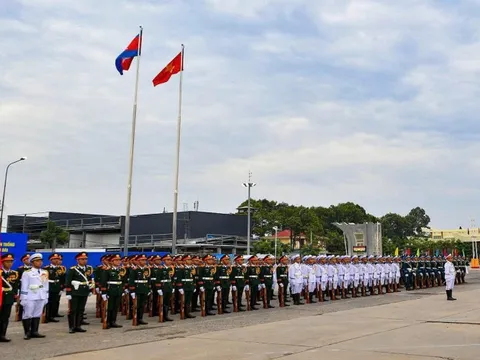 Kiểm tra, tổng duyệt chương trình Giao lưu hữu nghị quốc phòng biên giới Việt Nam - Campuchia
