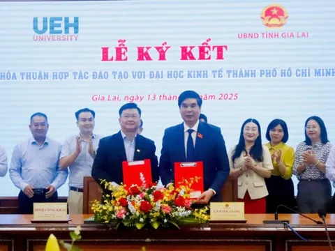 Gia Lai ký kết thỏa thuận hợp tác đào tạo với Đại học Kinh tế TP HCM